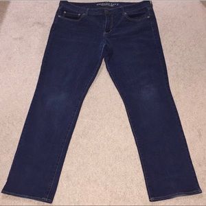 American Eagle Straight Jeans. 16 R